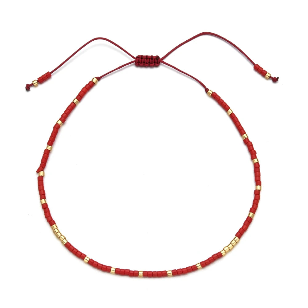 minimalistyczna koralikowa bransoletka