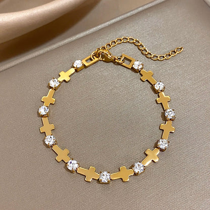 Bransoletka w serduszka