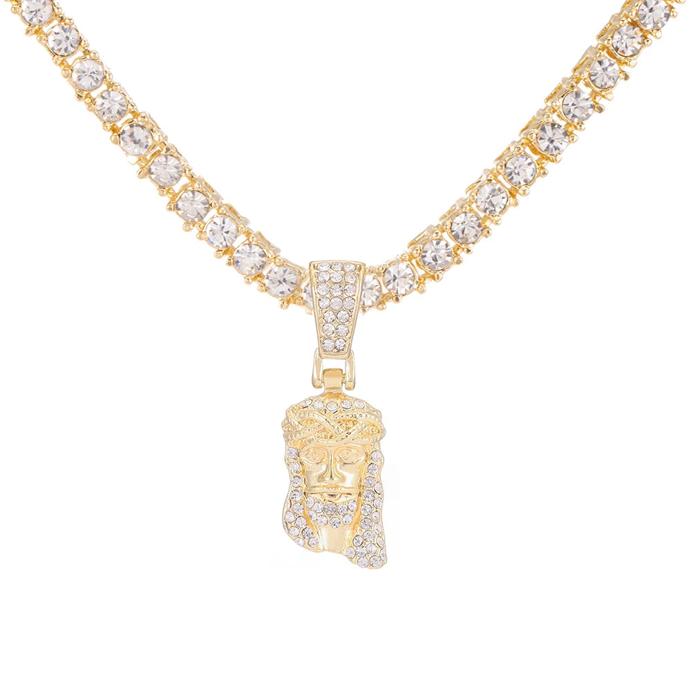 Naszyjnik kryształkowy Jezus