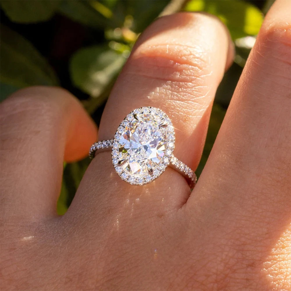 Pierścionek zaręczynowy