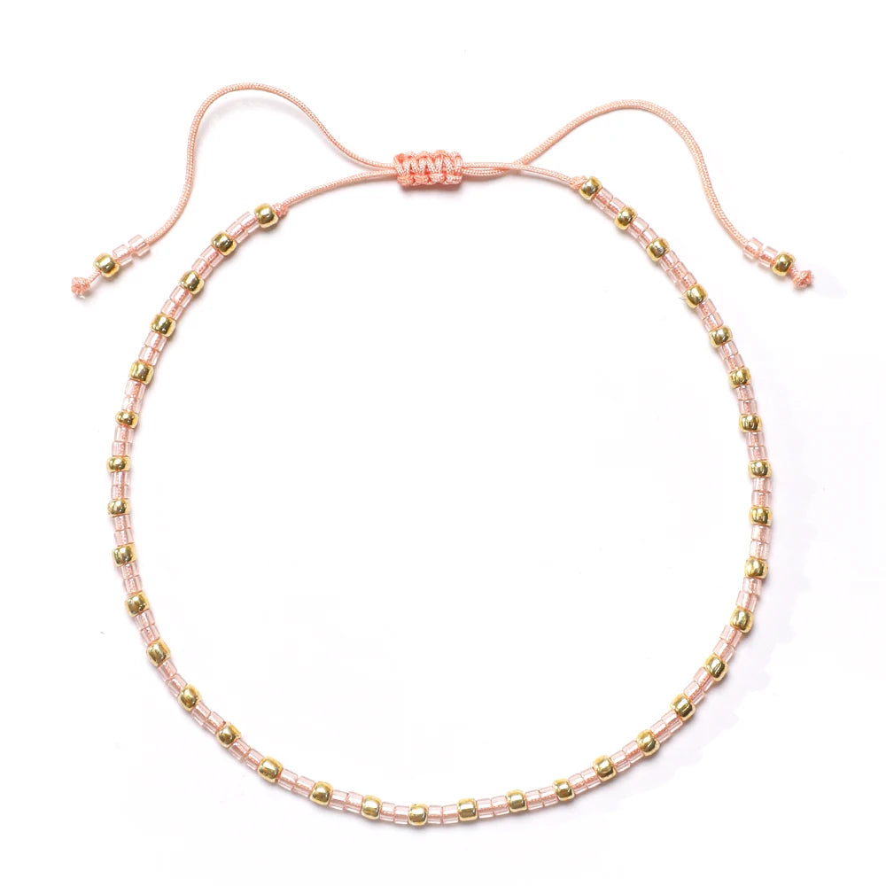 minimalistyczna koralikowa bransoletka