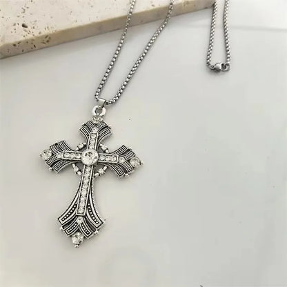 Naszyjnik retro krzyżyk