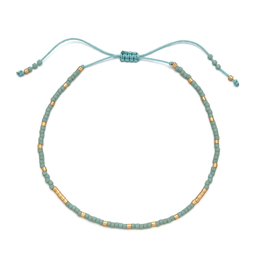 minimalistyczna koralikowa bransoletka