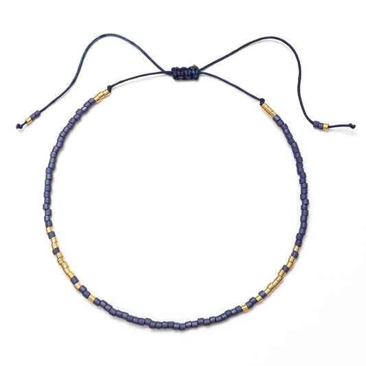 minimalistyczna koralikowa bransoletka