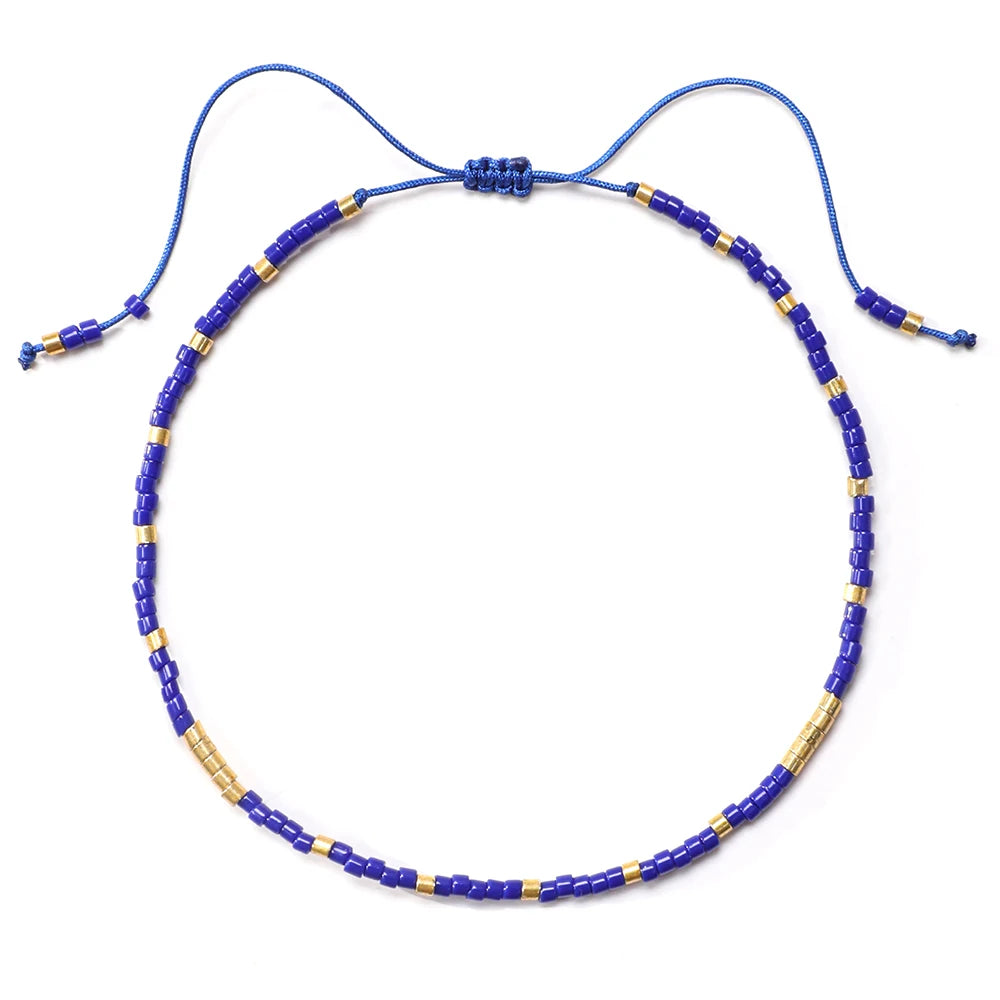 minimalistyczna koralikowa bransoletka