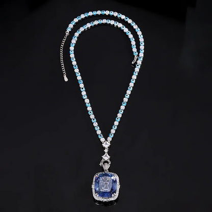 Naszyjnik kryształkowy