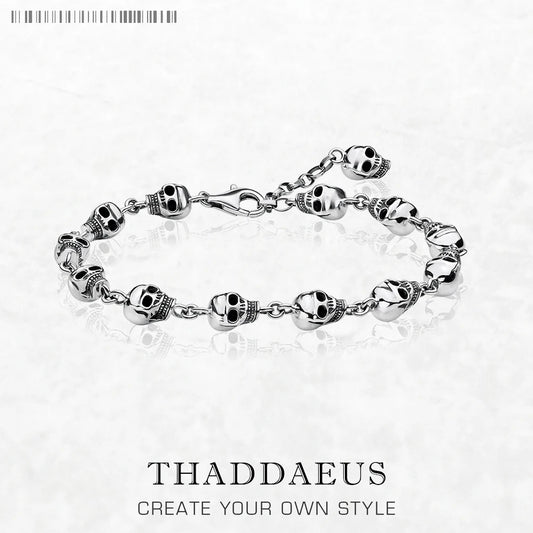 Bransoletka w czaszki